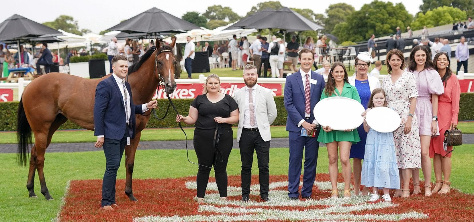 Hoysted Oakleigh Plate Presentation.JPG